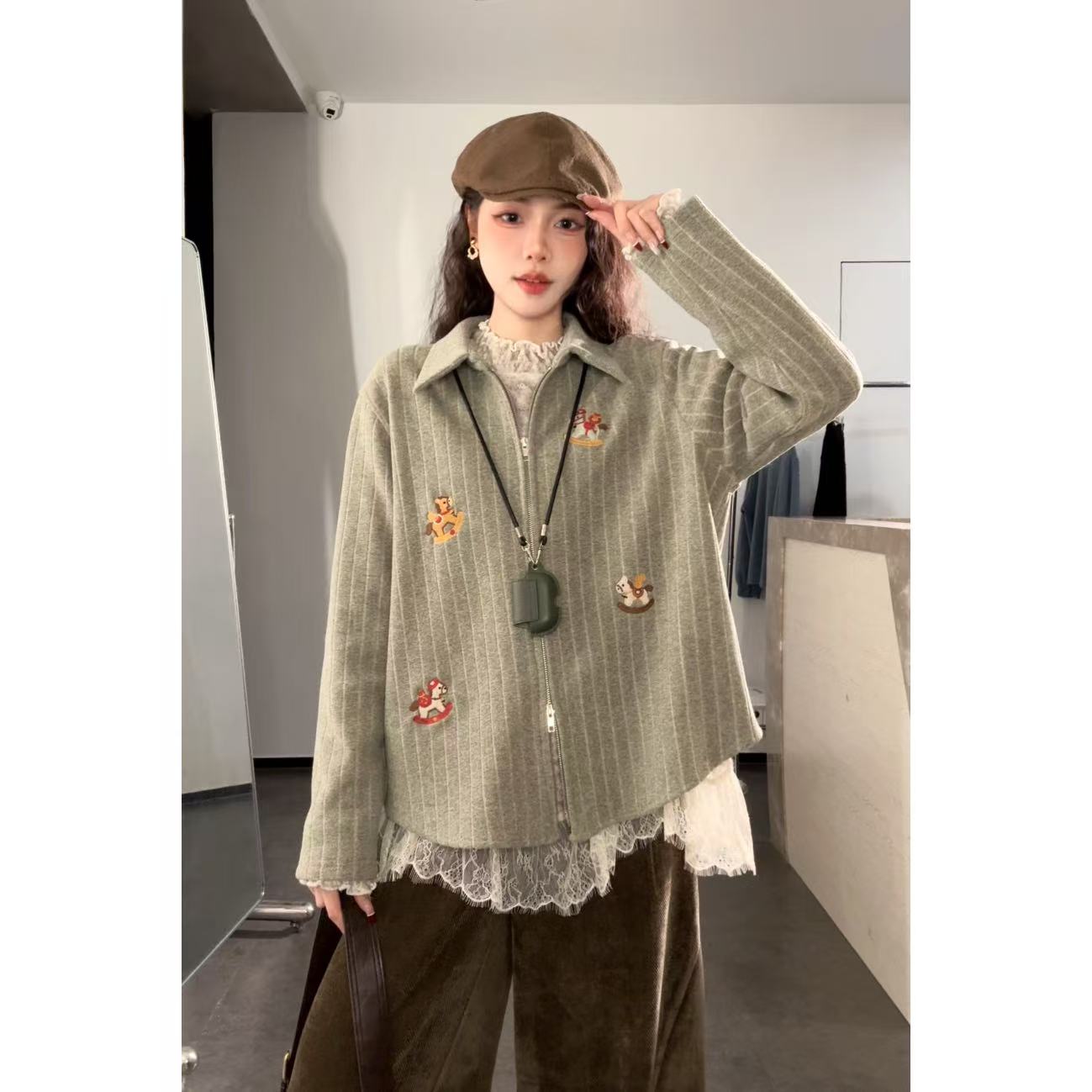 VGVL旻旻上衣【马上有福】秋冬加绒刺绣小马百搭复古衬衫女30390