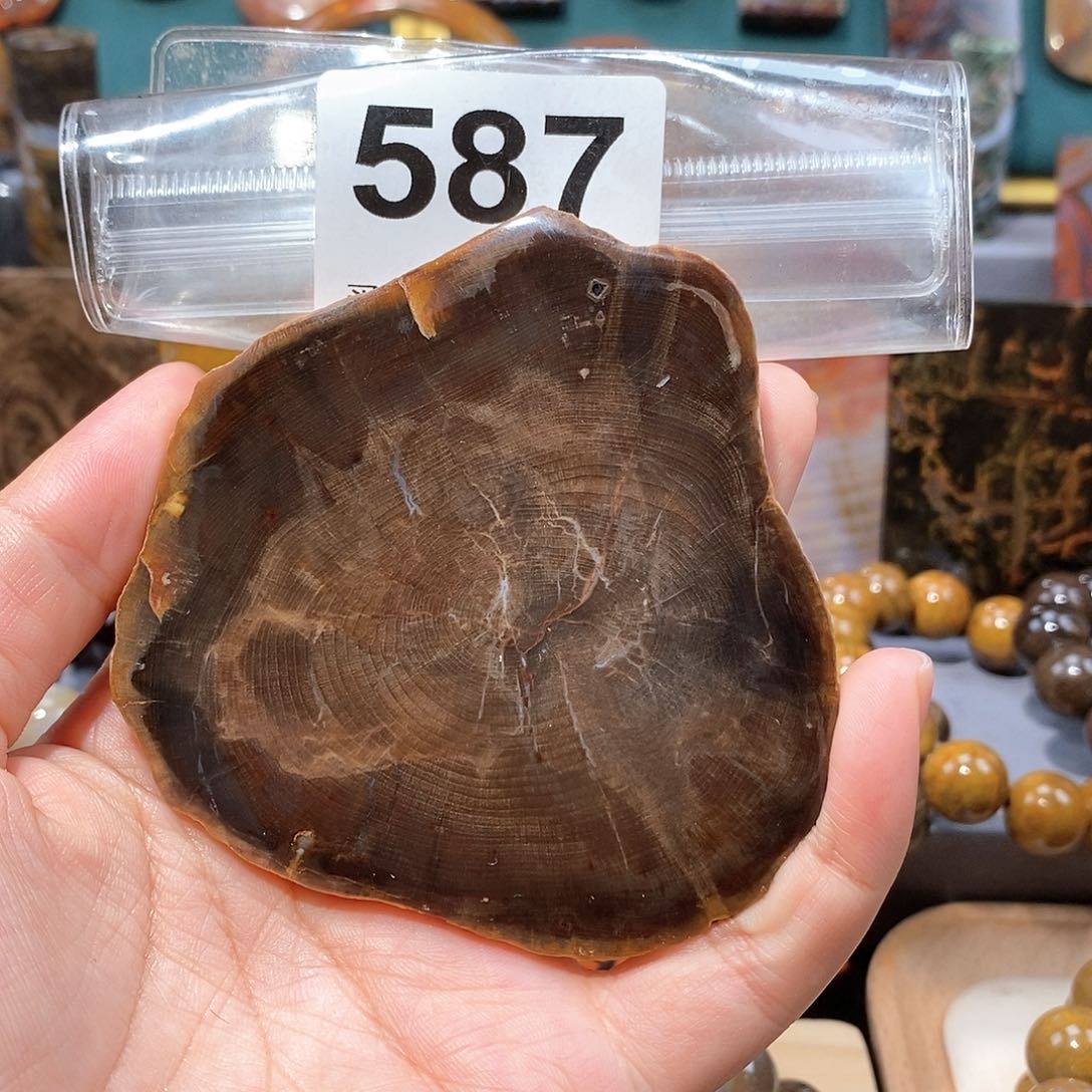 硅化玉天然北票硅化玉原石未镶嵌天然北票硅化玉原石