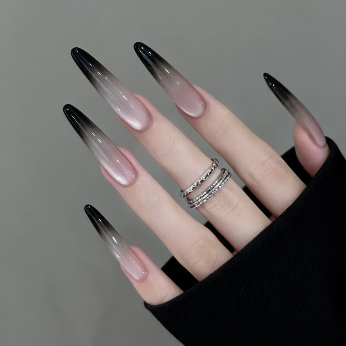 高冷暹罗猫手工黑渐变猫眼美甲辣妹细狗尖长款穿戴甲欧美风指甲贴