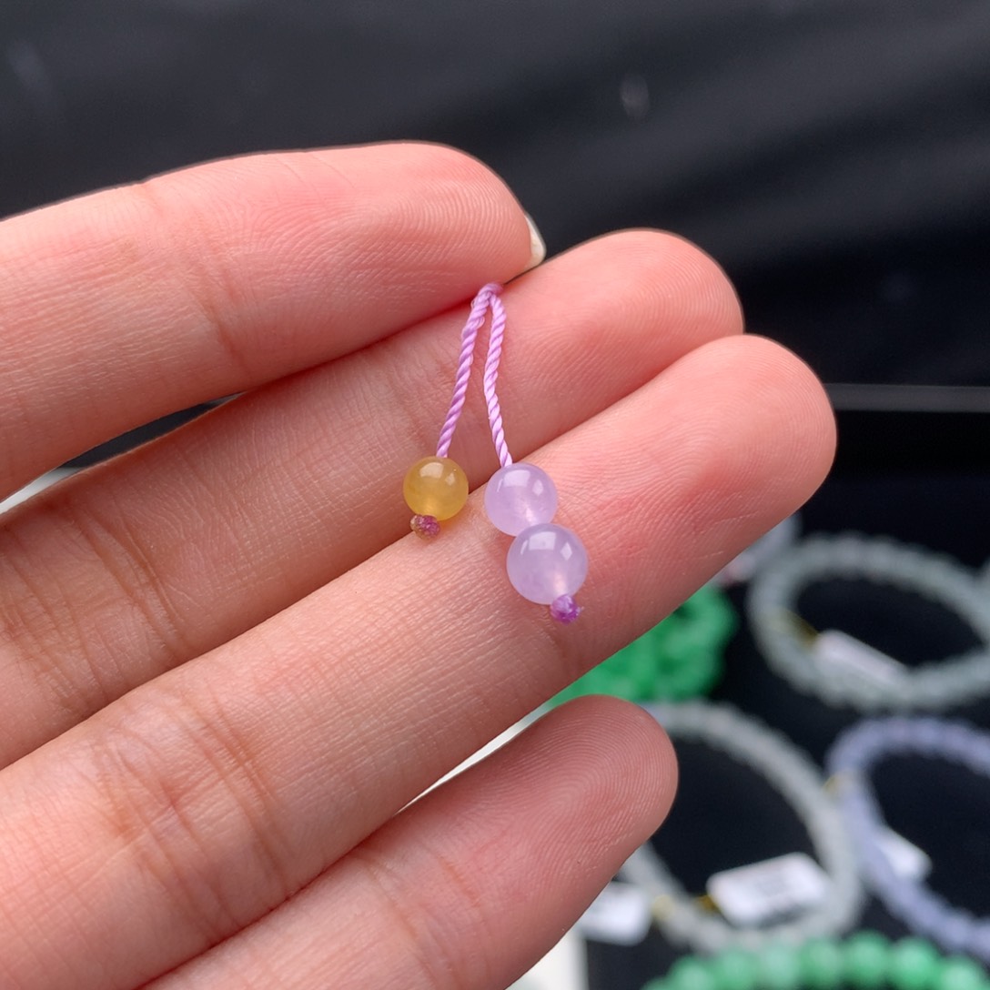 翡翠手链未镶嵌卡