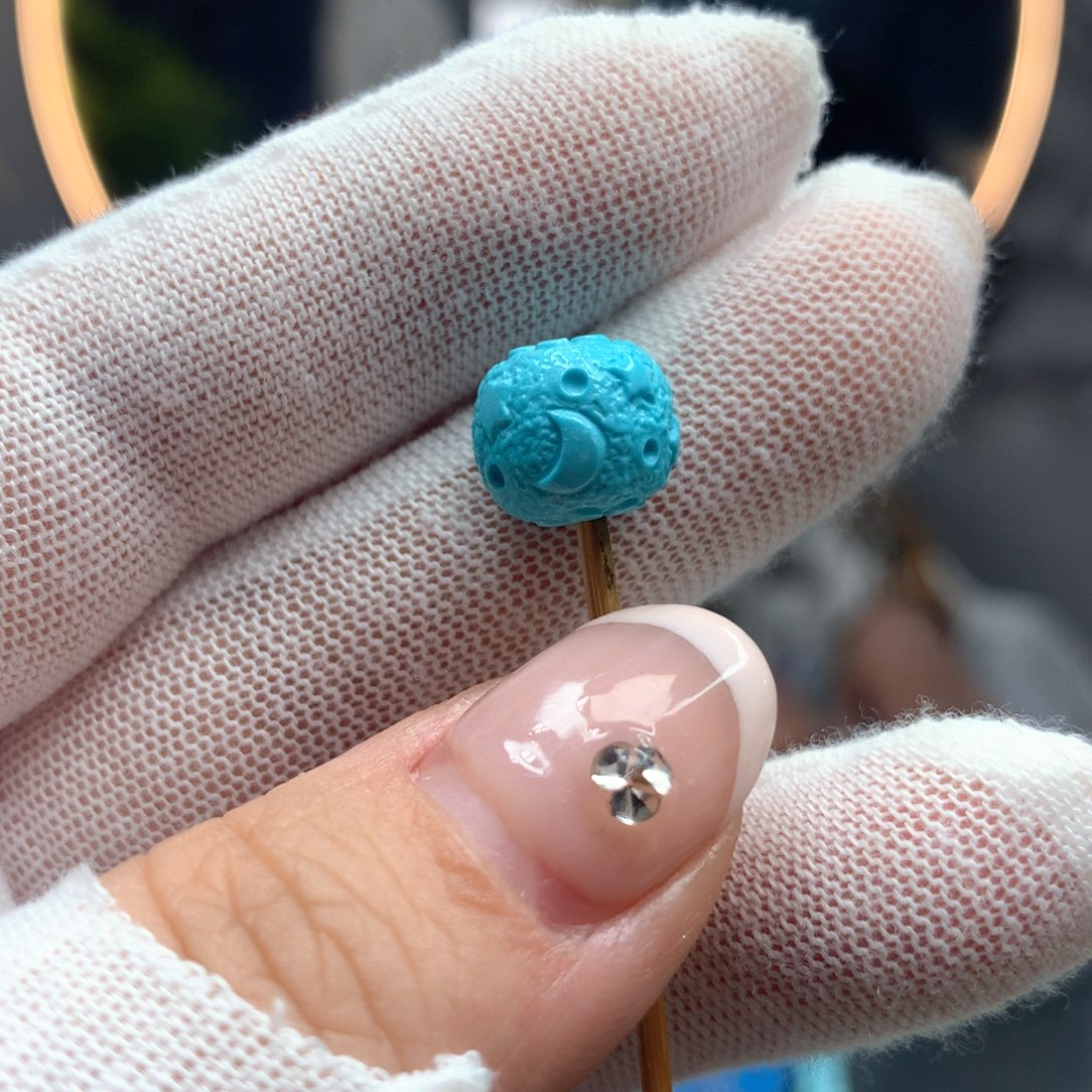 绿松石未镶嵌挂件