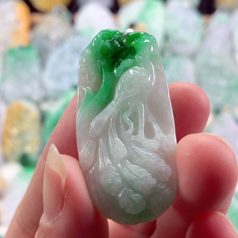 【闪购商品】翡翠吊坠(不含链)未镶嵌