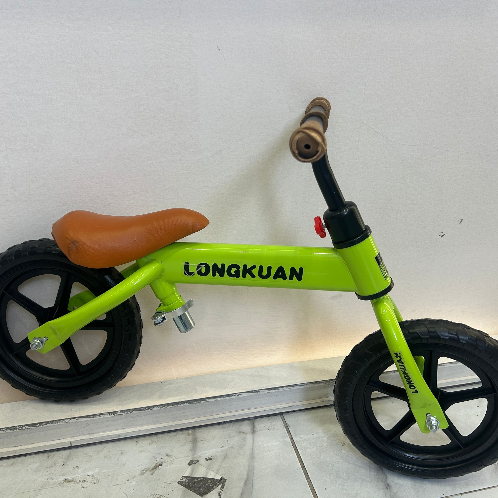 儿童平衡车无脚踏两轮滑行车自行车滑步车1-6岁宝宝玩具溜溜车 GC