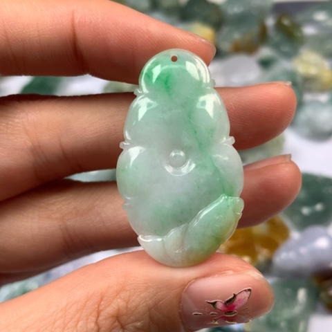 翡翠颈饰未镶嵌翡翠