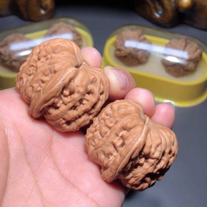 文玩核桃把件37.5拱桥楼