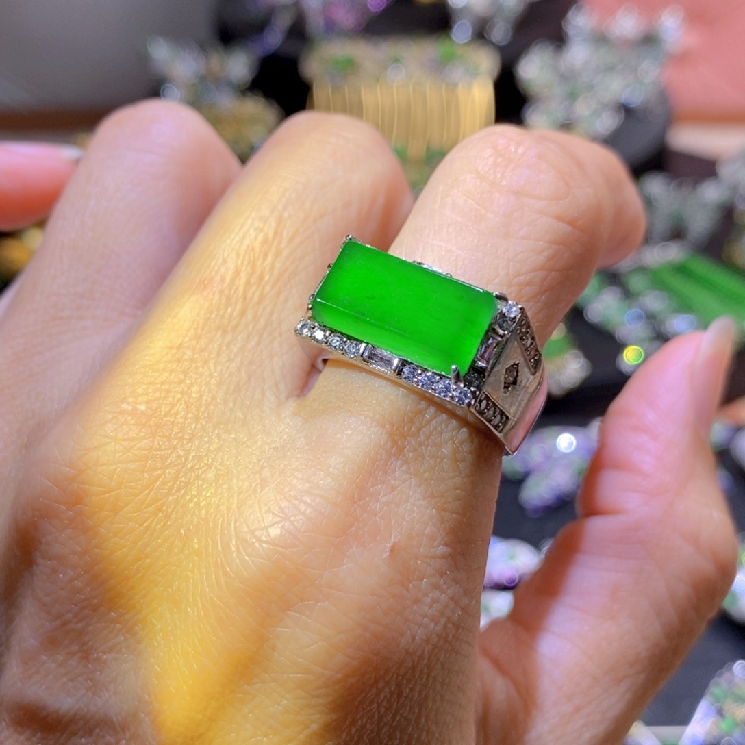 吊坠(不含链)银S925镶嵌翡翠