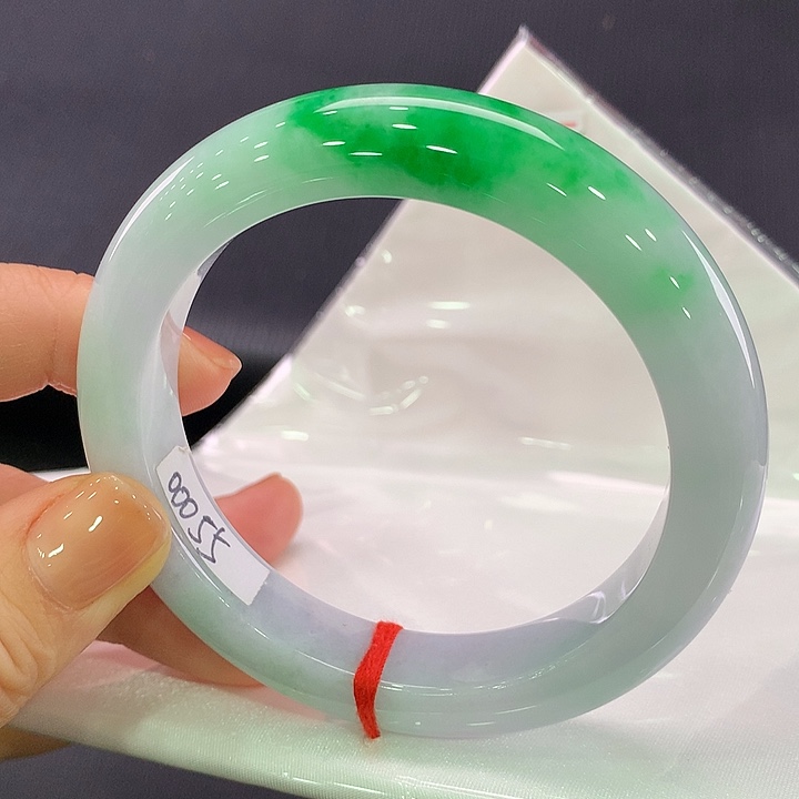 翡翠未镶嵌手镯正圈59