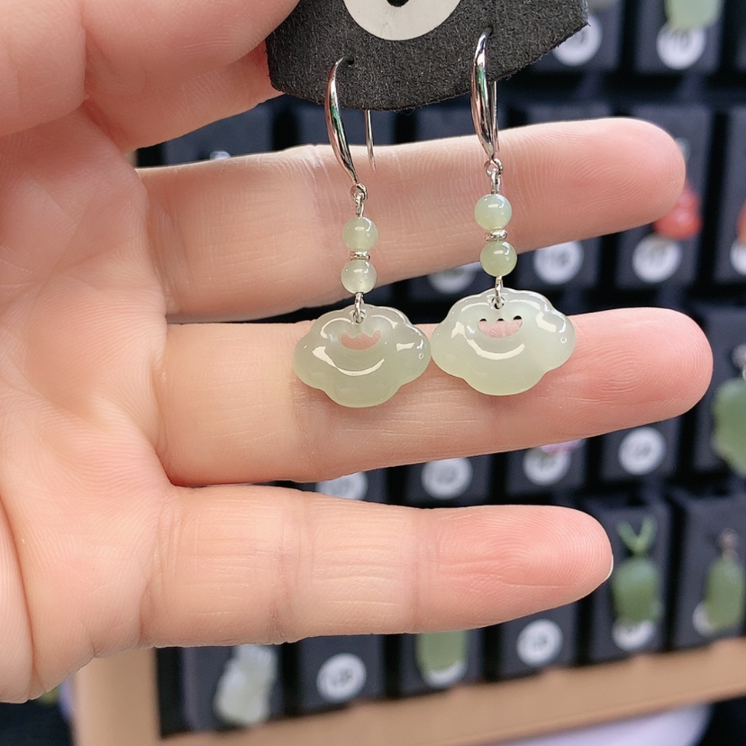 【闪购商品】和田玉耳饰银S925镶嵌精美