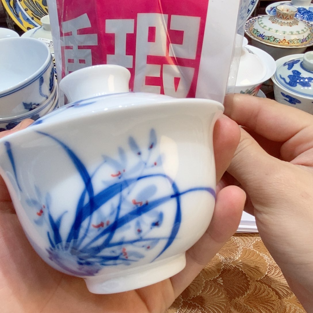 景德镇市和上海浦东新区的