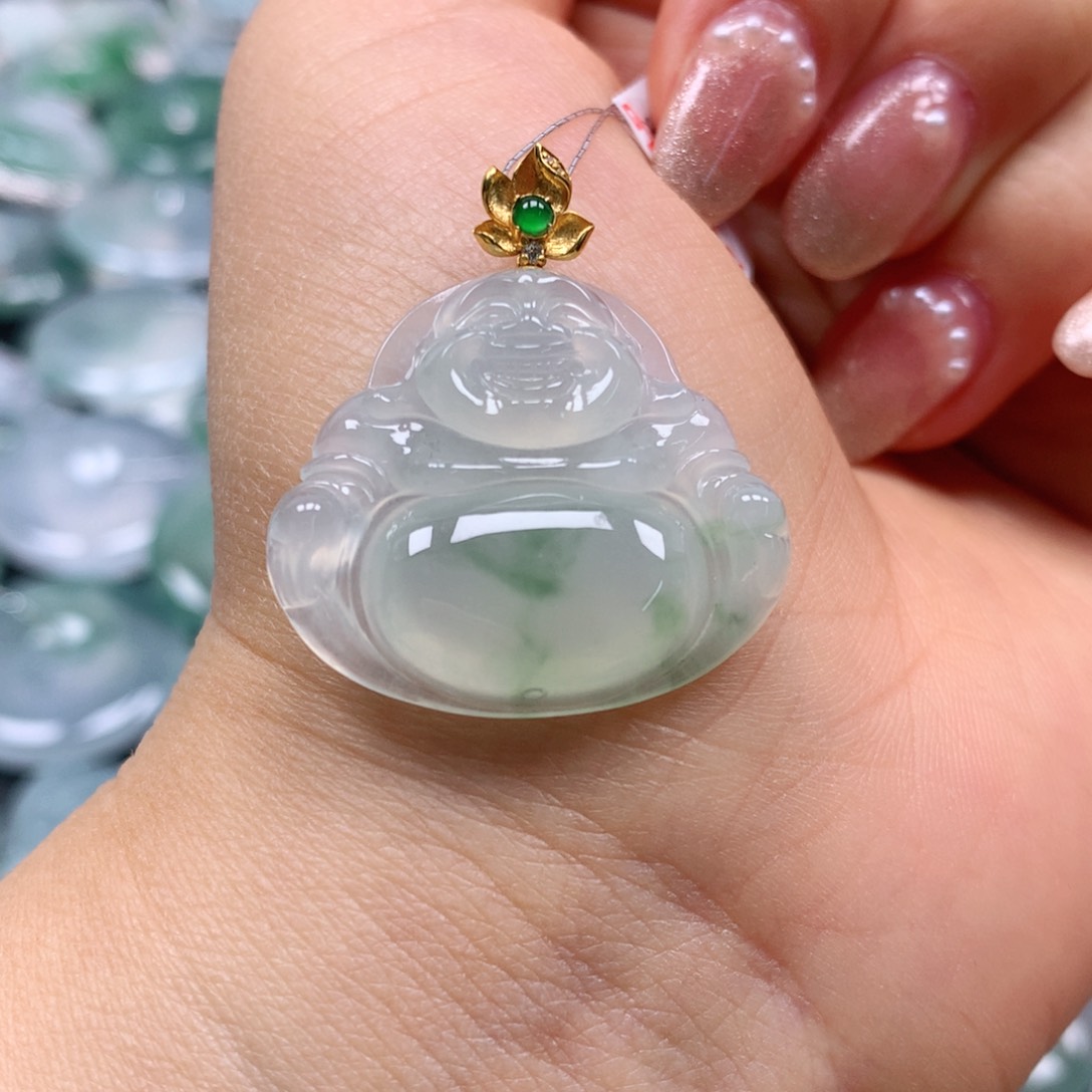 翡翠颈饰18K金镶嵌天然翡翠