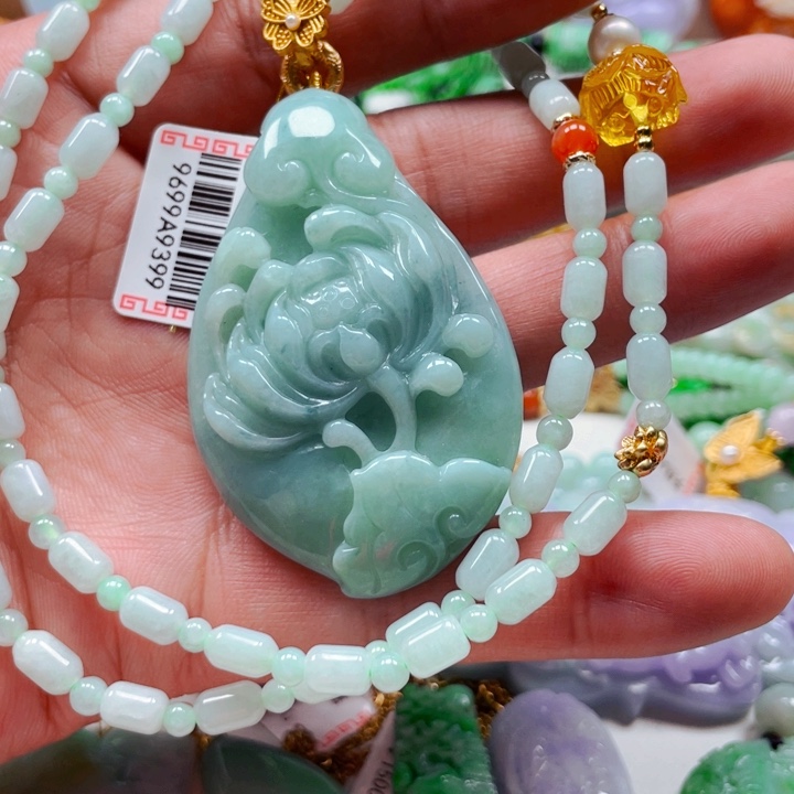 翡翠吊坠(不含链)未镶嵌