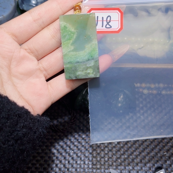 和田玉和田玉边角料随机发未镶嵌