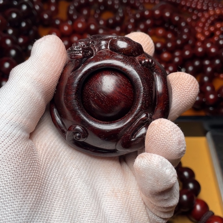 檀香紫檀（小叶紫檀）赤龙时来运转