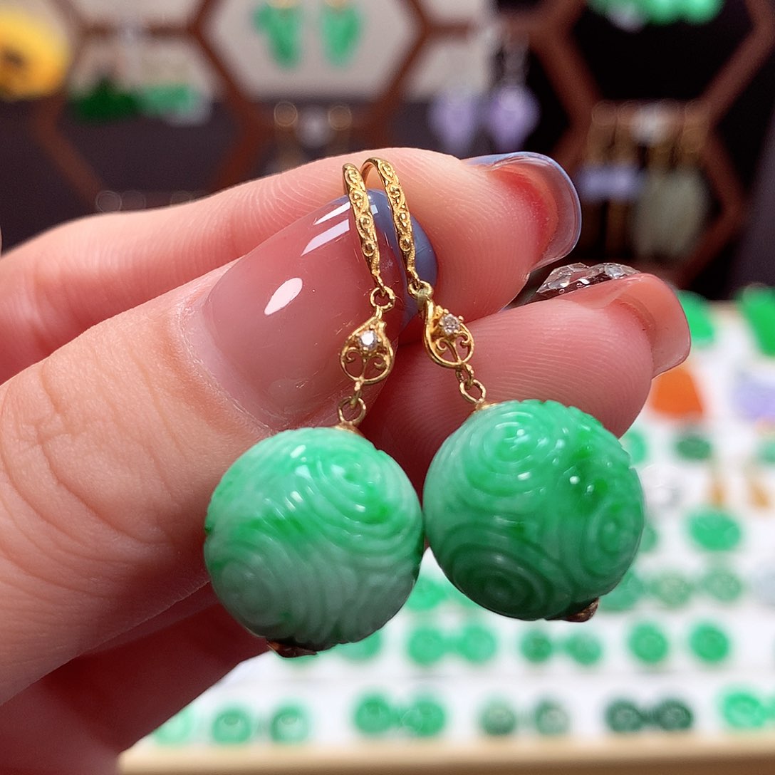 翡翠耳饰18K金镶嵌天然翡翠