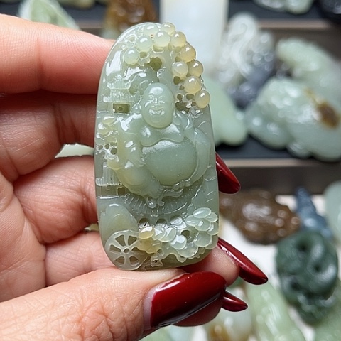 和田玉颈饰未镶嵌