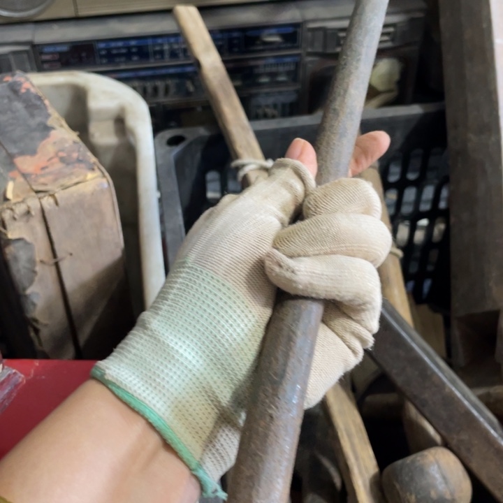 贾***华瓷片孤品微瑕看好下单