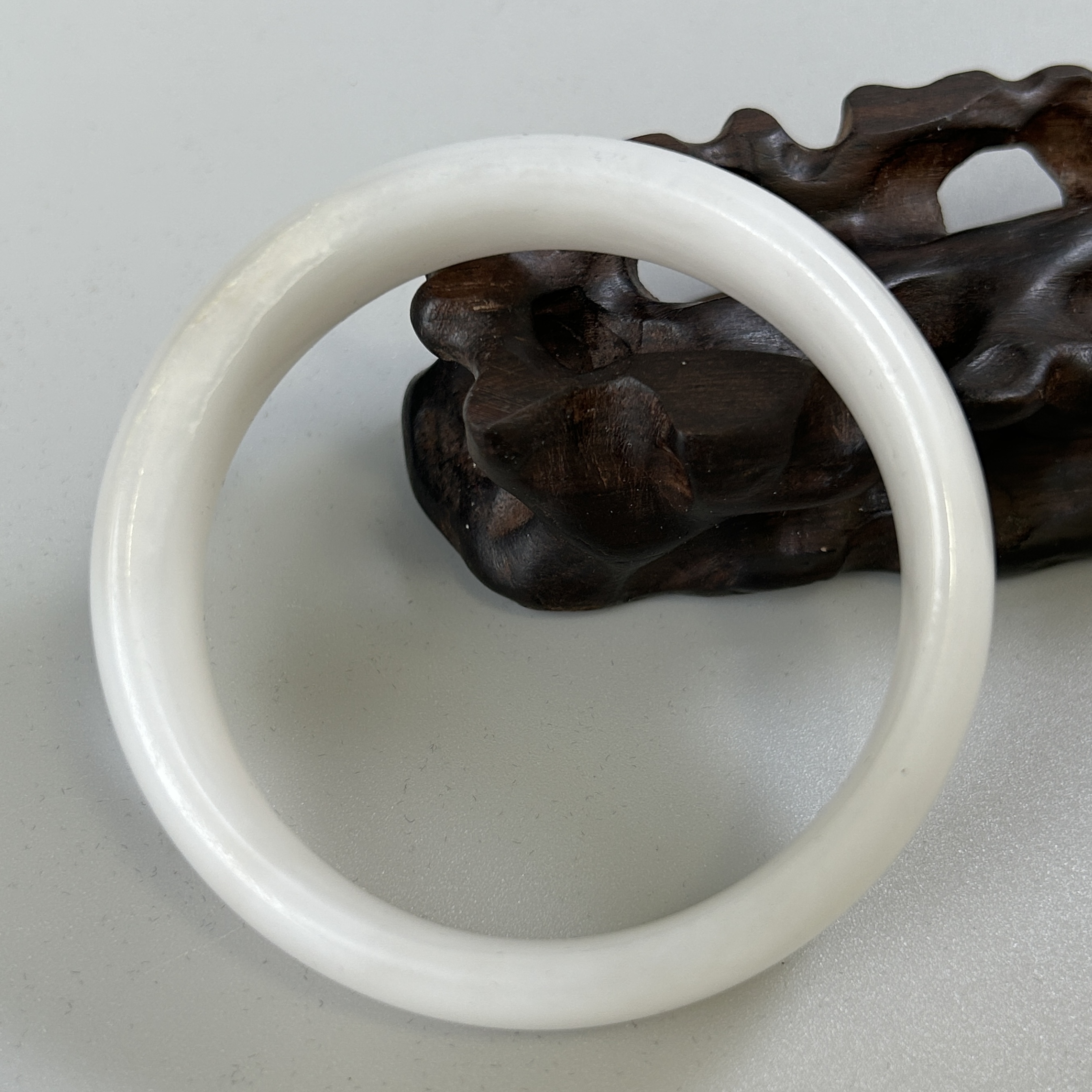 创汇期新疆和田玉手镯3670