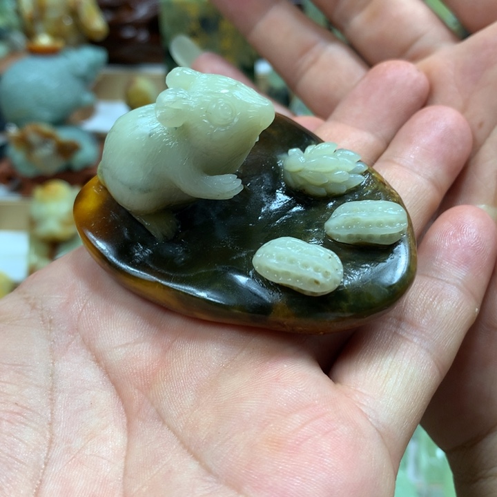 未镶嵌蛇纹石玉手把件