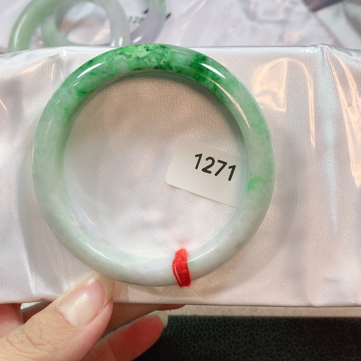 翡翠手镯未镶嵌天然翡翠手镯55