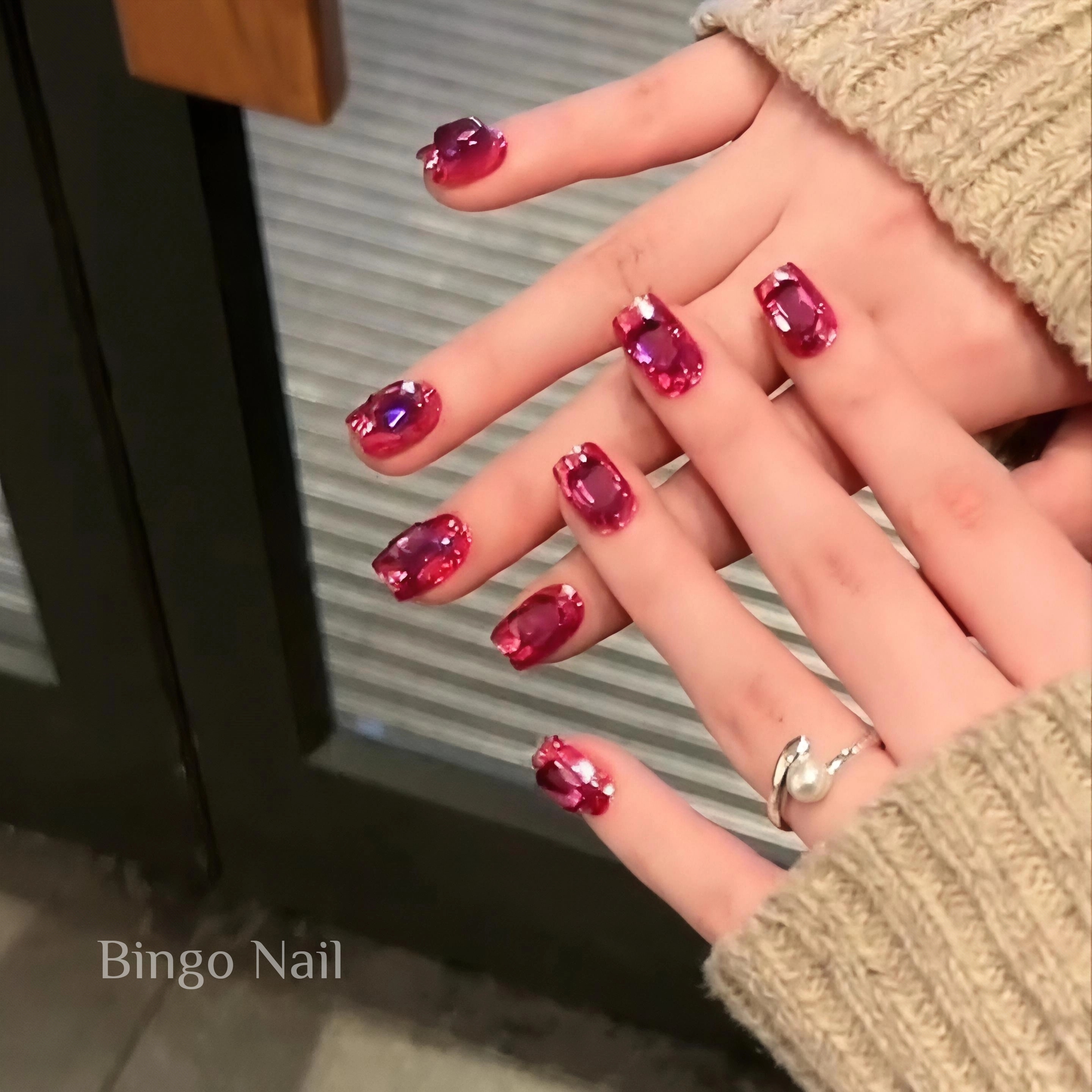 『绯红玛丽』显白个性C位款满亮片纯手工穿戴甲