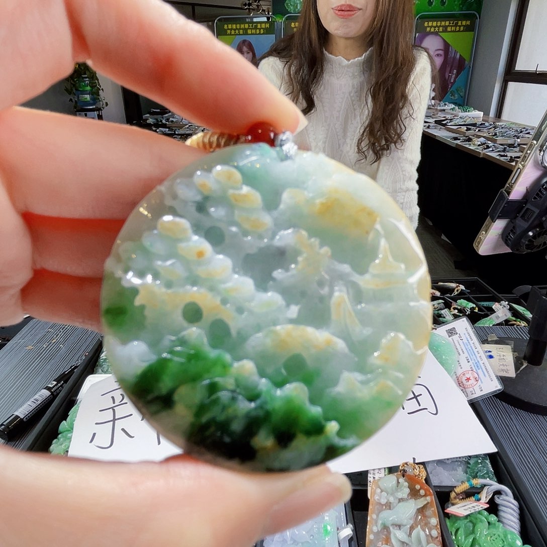 颈饰未镶嵌翡翠翡翠