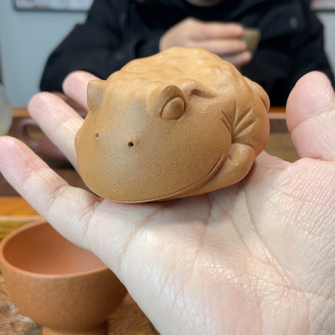 紫砂茶杯茶宠大嘴娃