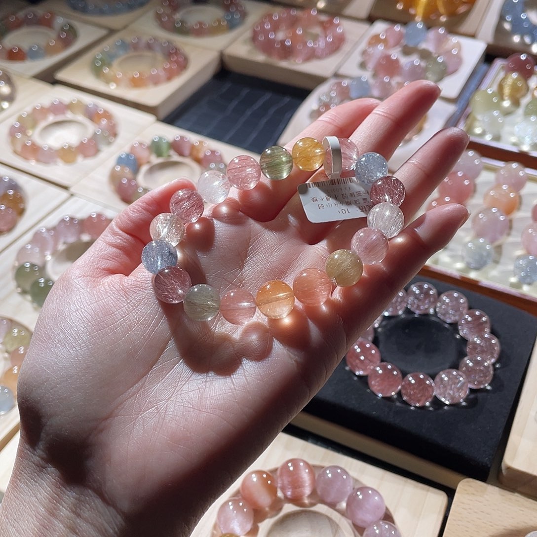 水晶手链未镶嵌兔毛手链，晶体通透