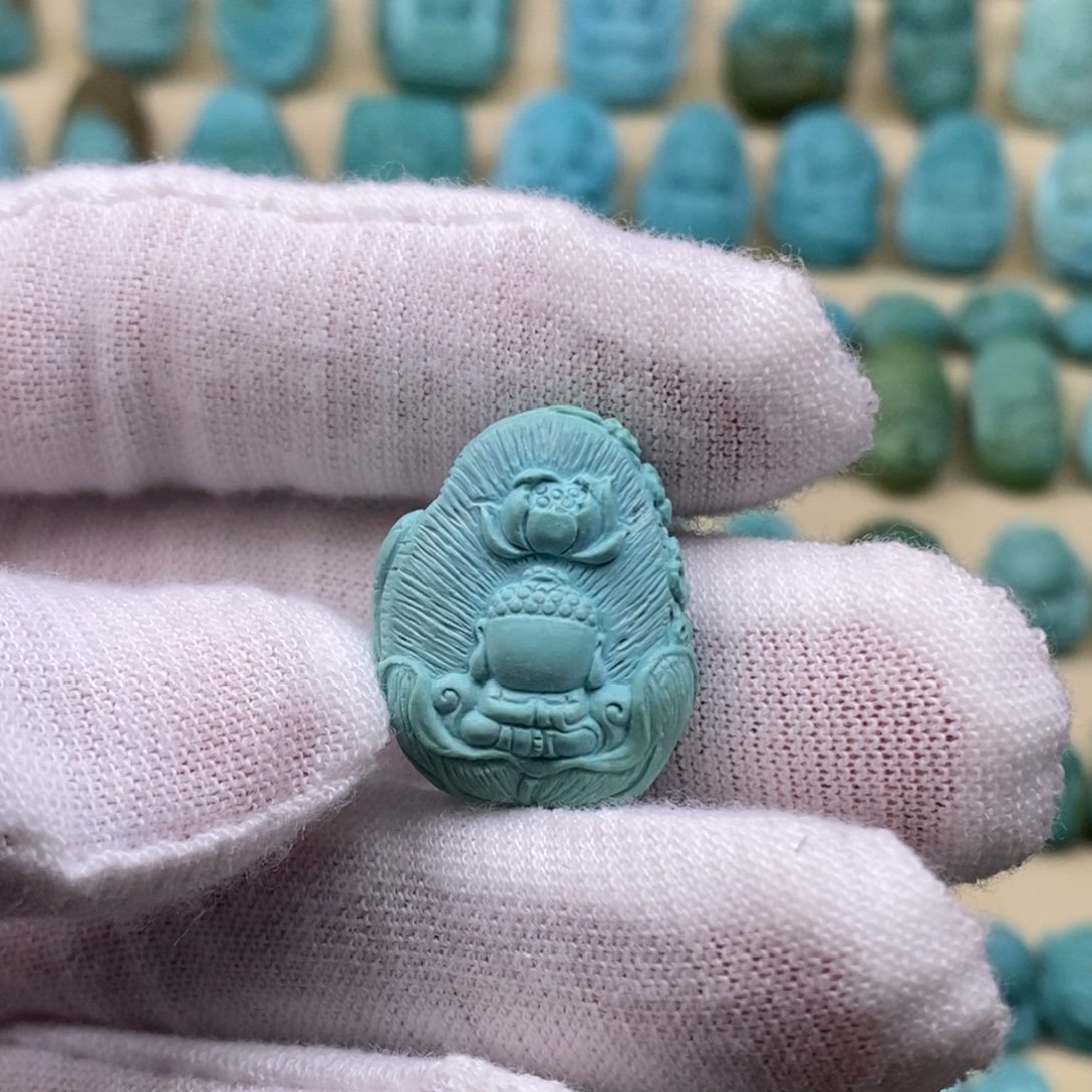 未镶嵌绿松石雕刻