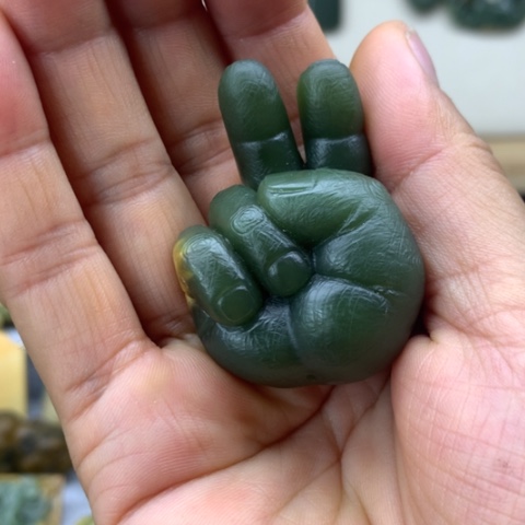 【闪购商品】岫岩河磨玉（透闪石质玉）未镶嵌把件