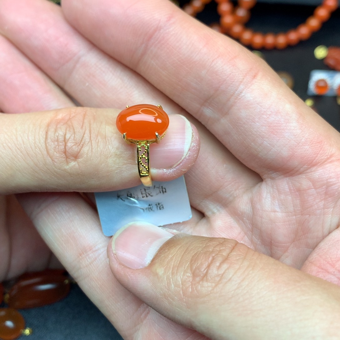 定制南红玛瑙未镶嵌