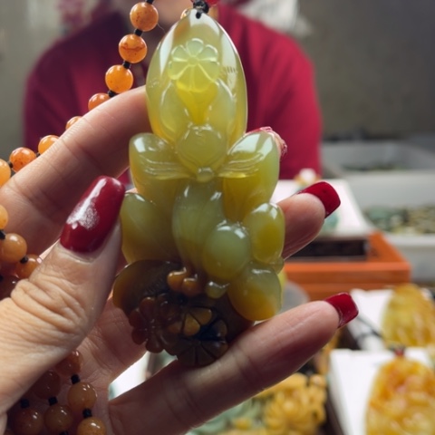 岫玉挂件未镶嵌大**乐挂件