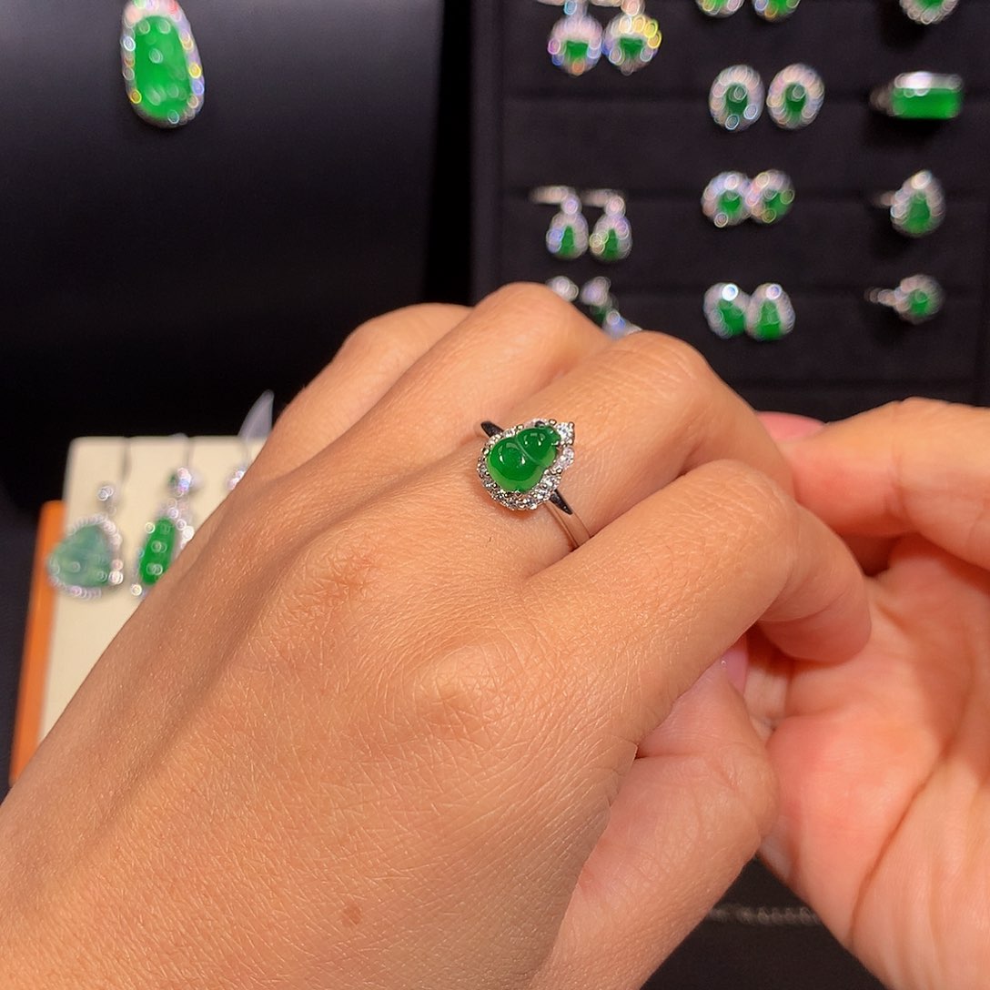 翡翠银S925镶嵌戒指多样性