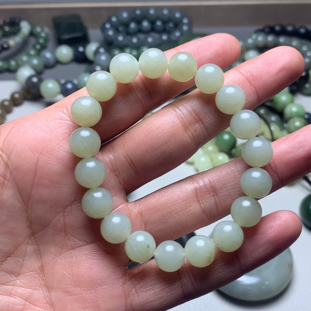 和田玉未镶嵌手链