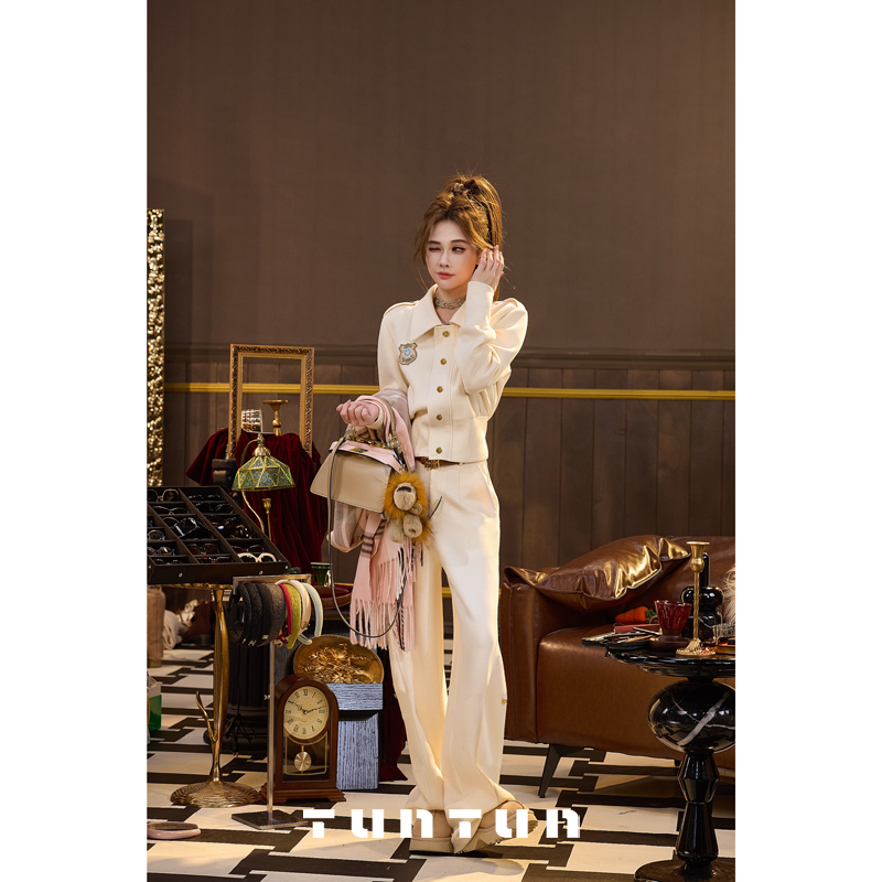 吞吞TUNT【懒得好看 杏色】轻松出门 休闲松弛感套装