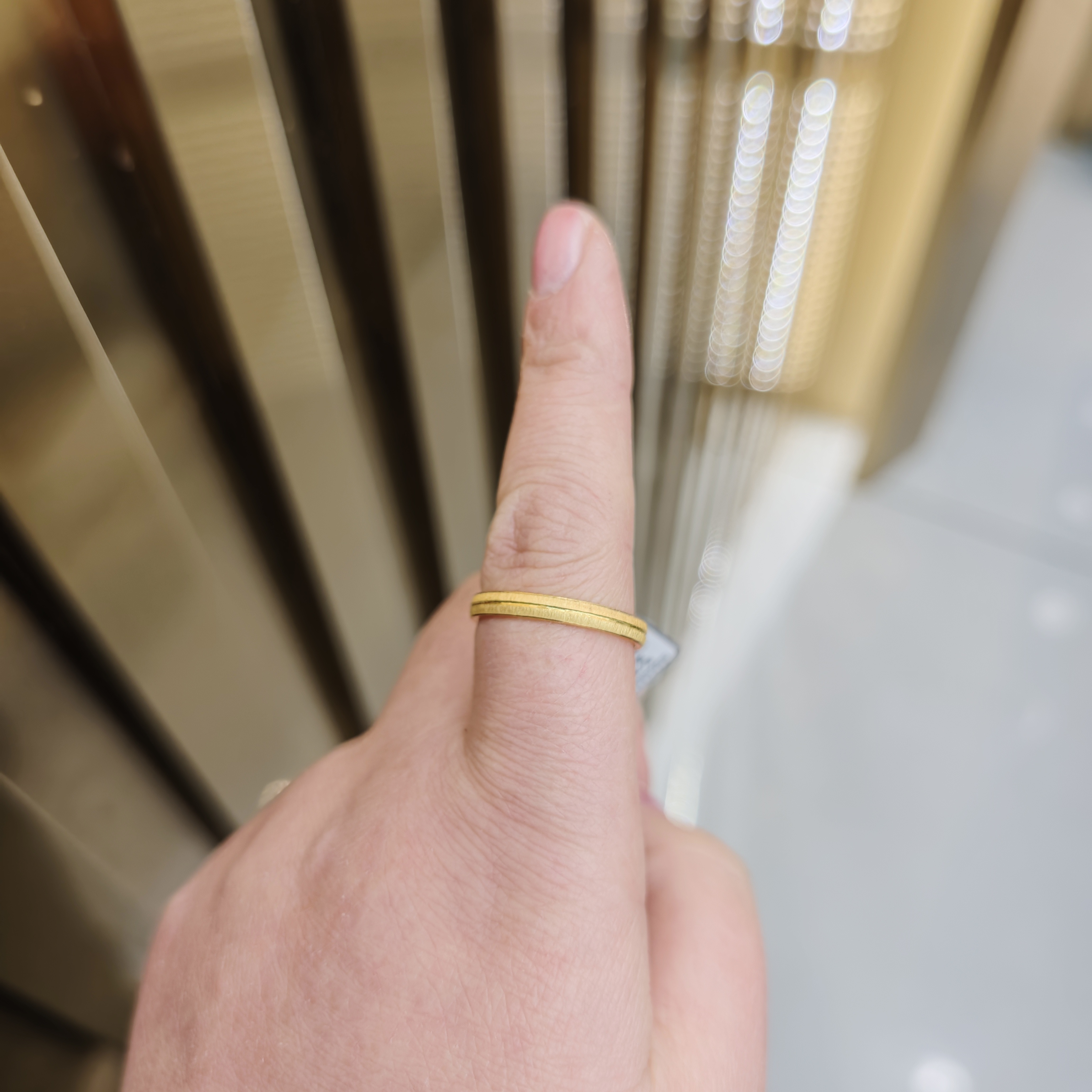 足金戒指时尚白搭漂亮