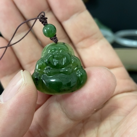 和田玉（碧玉）颈饰未镶嵌