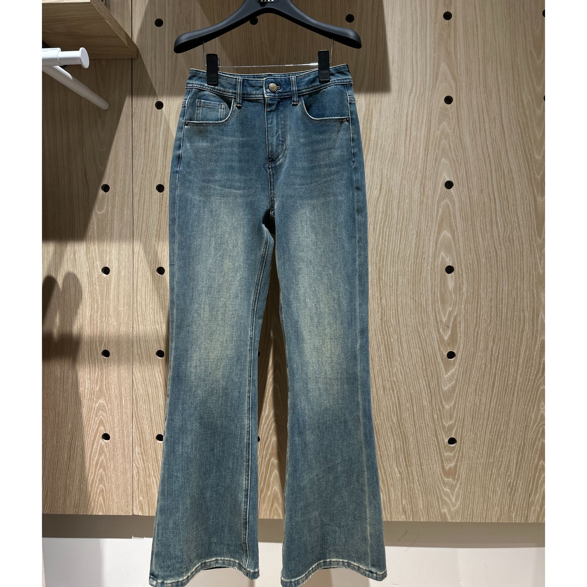 MASIENDI玛丝恩迪高腰做旧色高弹微喇裤显瘦牛仔裤女