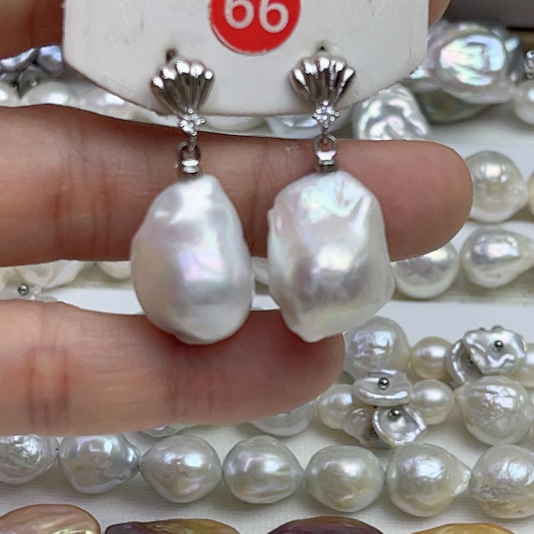 淡水珍珠耳饰未镶嵌