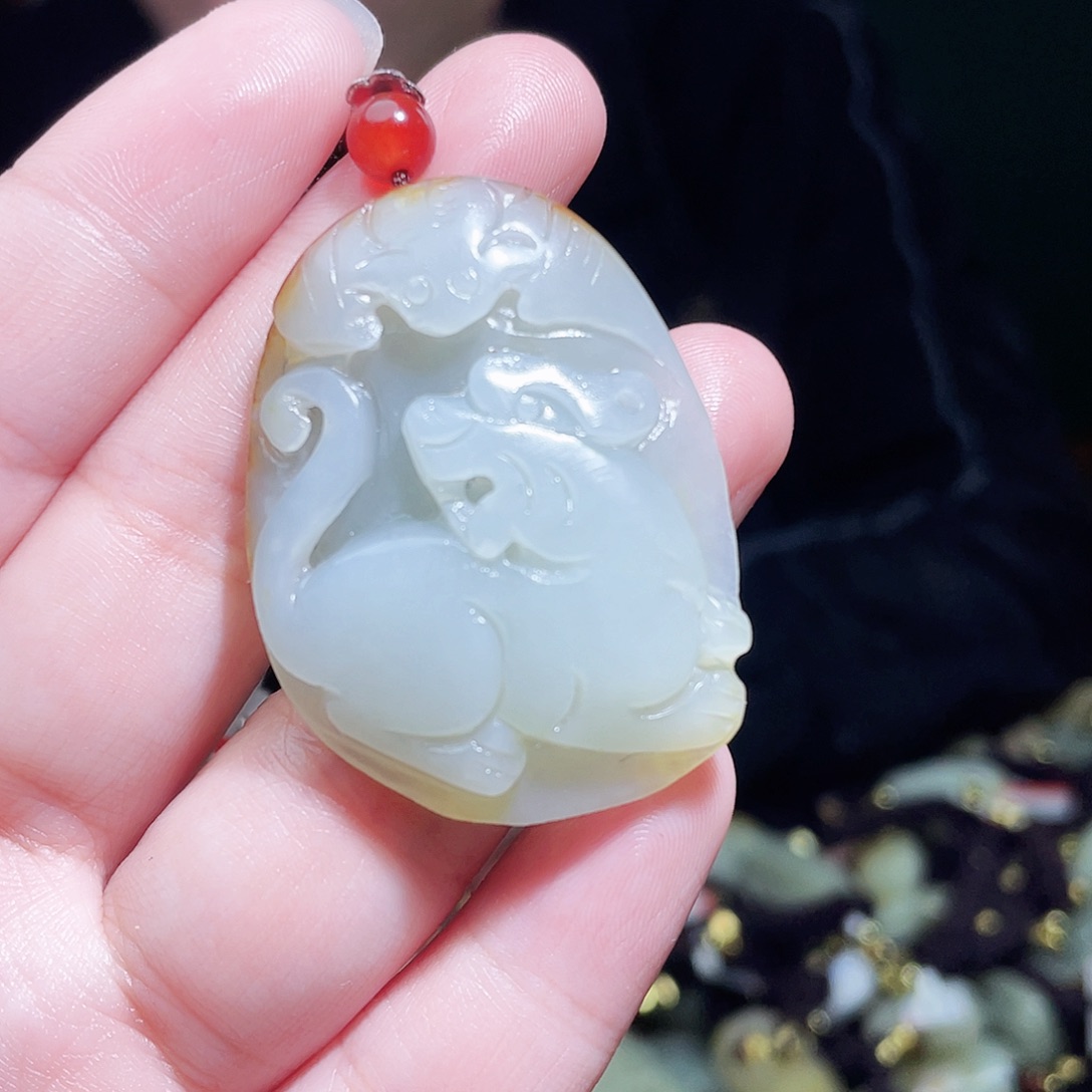 和田玉颈饰未镶嵌