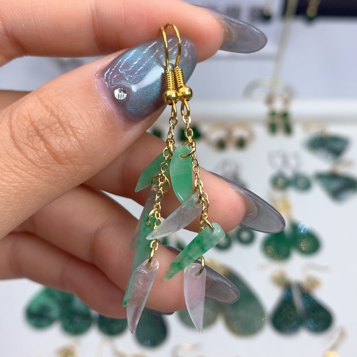 翡翠未镶嵌耳饰耳饰