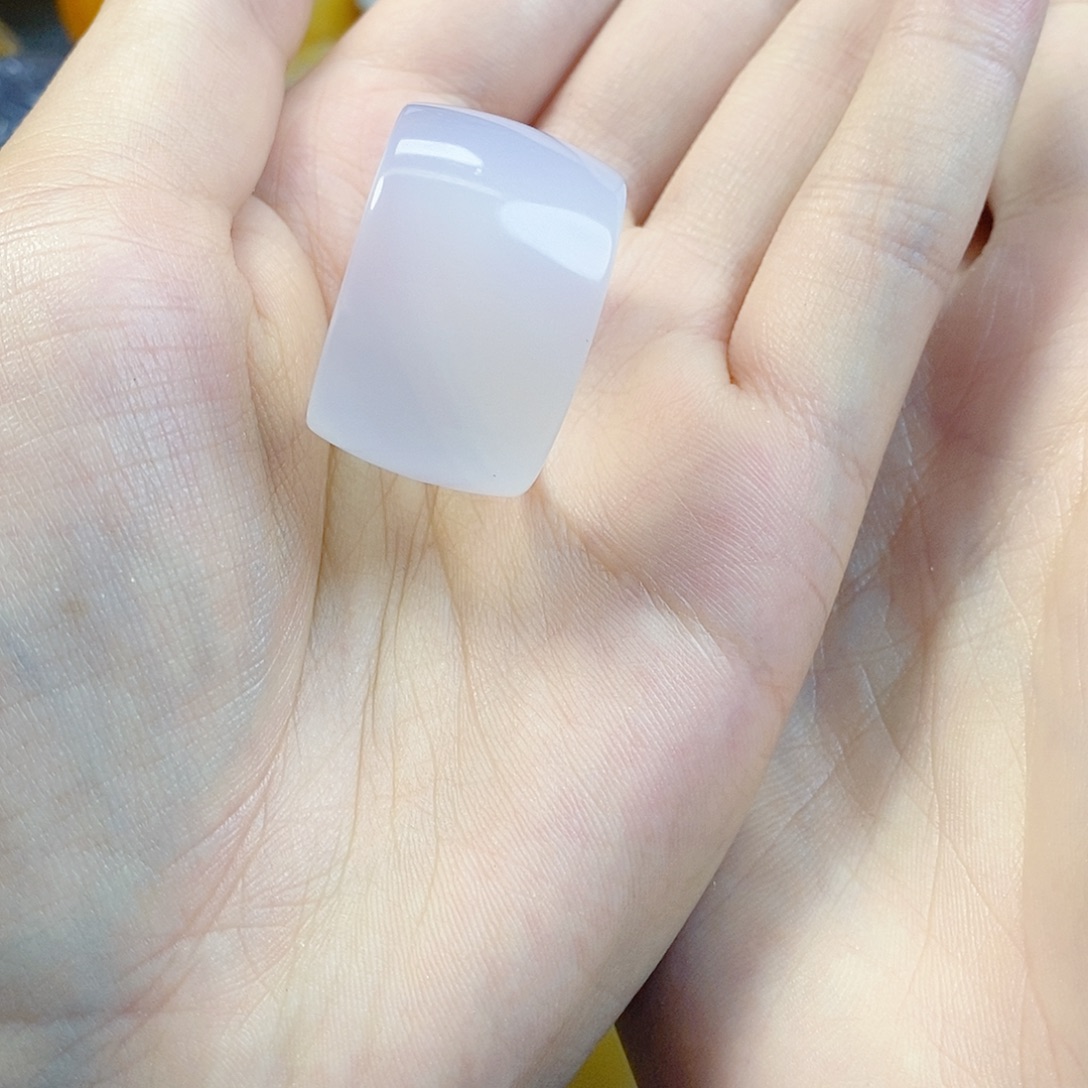 玛瑙/玉髓未镶嵌珠宝奇石