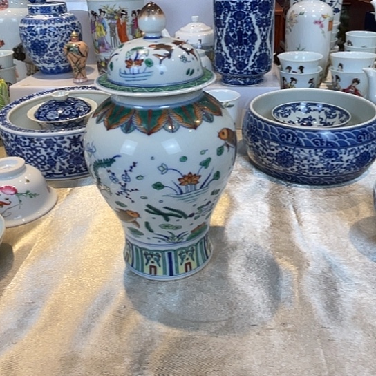 壶和*玉景德镇陶瓷手绘将军罐