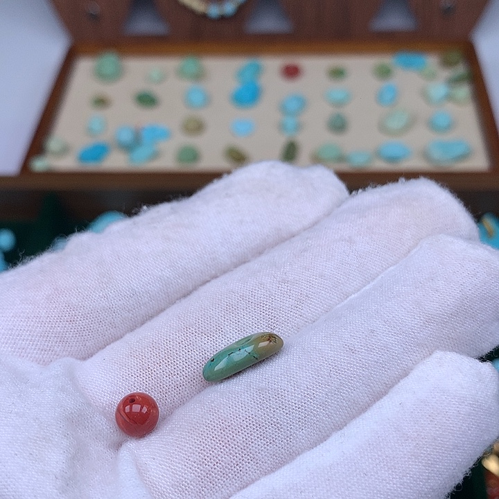 南红玛瑙未镶嵌珠宝奇石