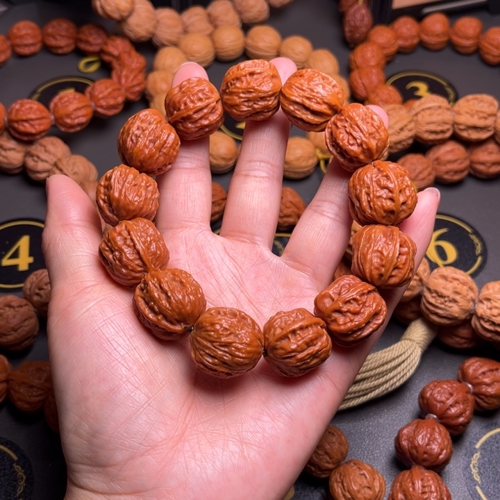 手串文玩核桃秋子