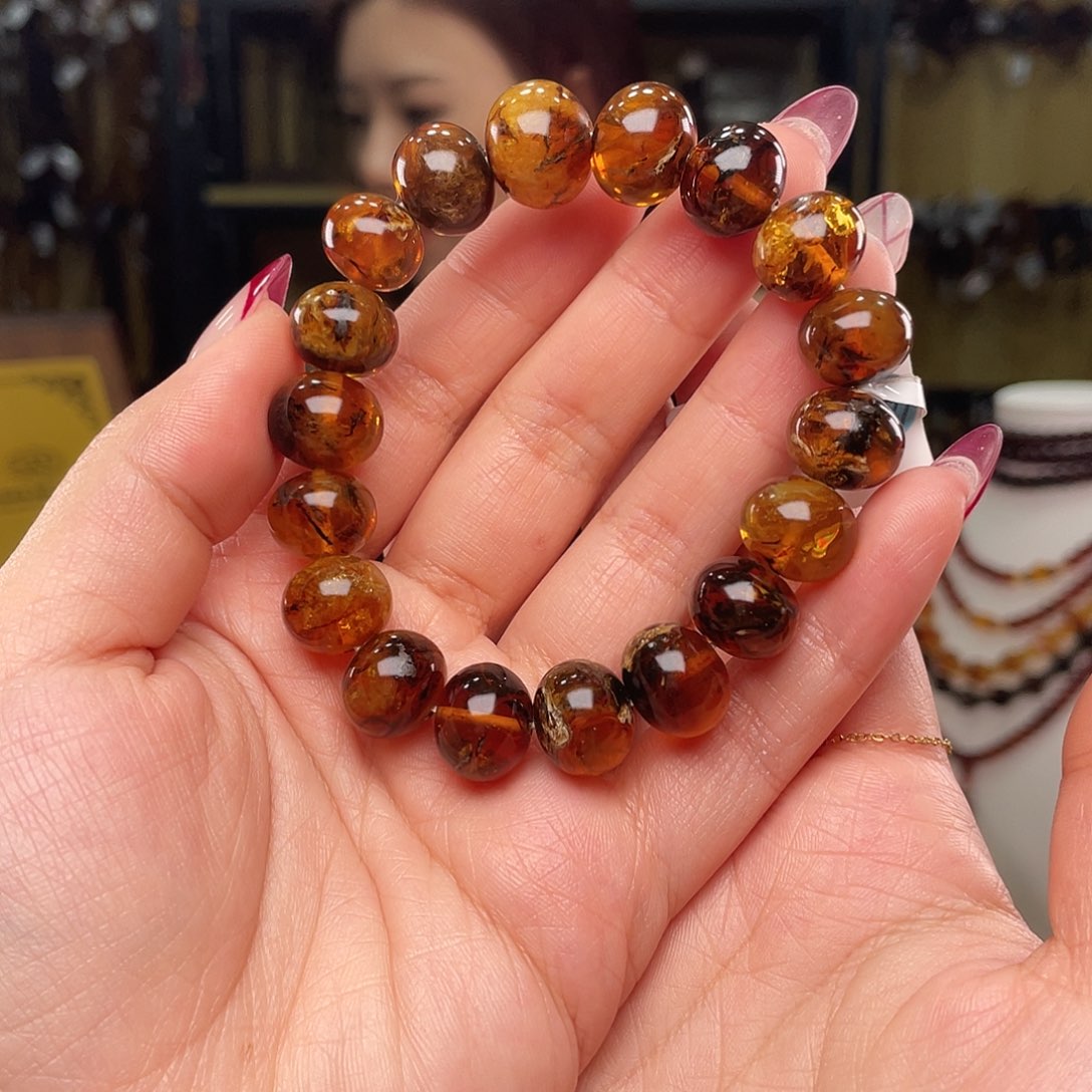 琥珀裸石未镶嵌13+花蜡手串