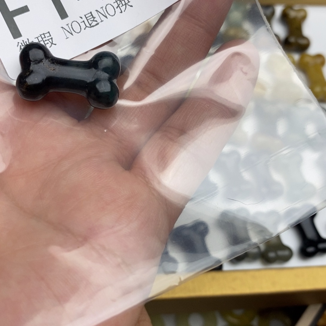 岫玉纯天然岫玉，假一赔十，不退不换未镶嵌