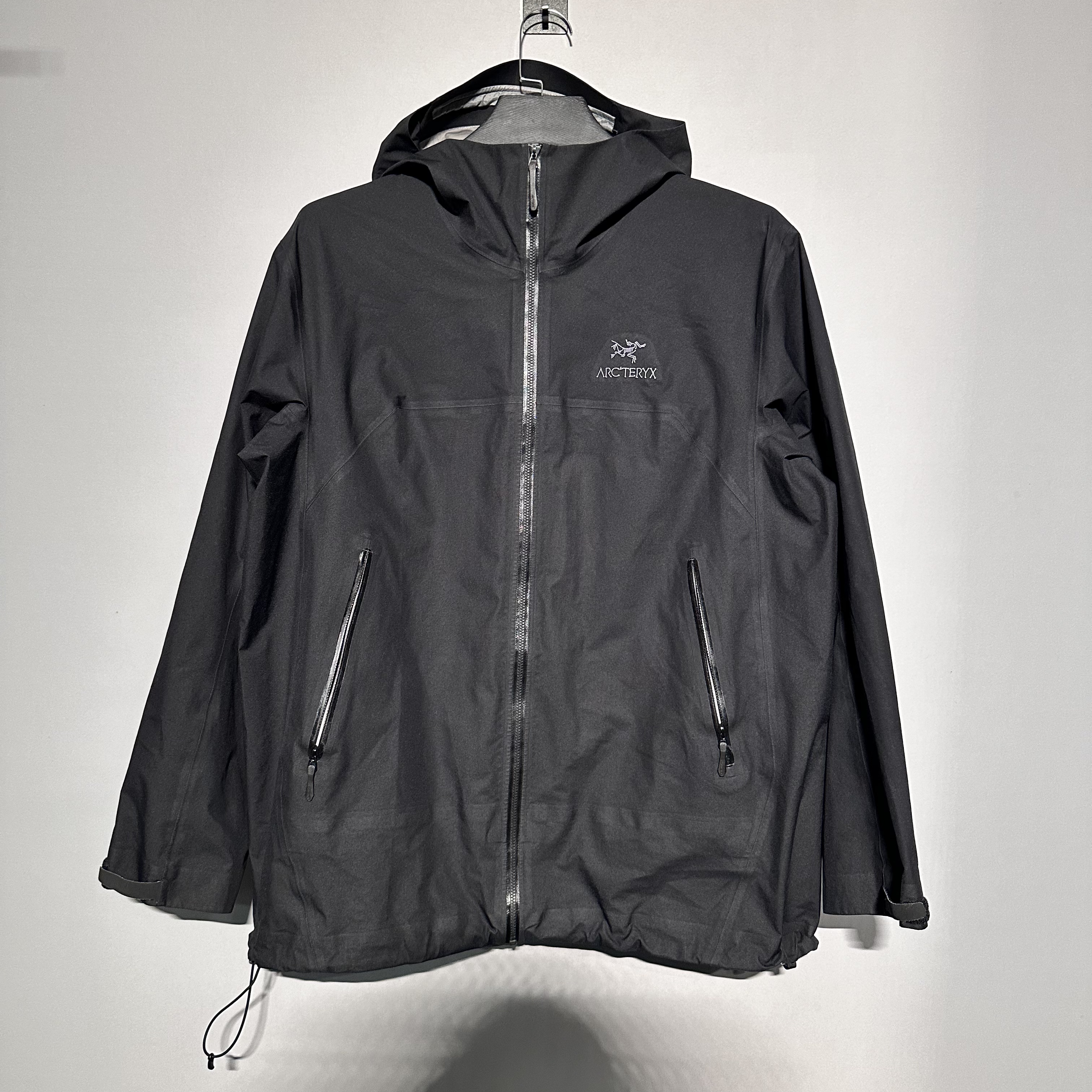 99新 ARC'TERYX/始祖鸟 99新 始祖鸟 硬壳冲锋衣外套XL码价6300