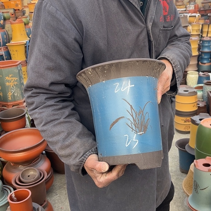 紫砂紫砂花盆和小