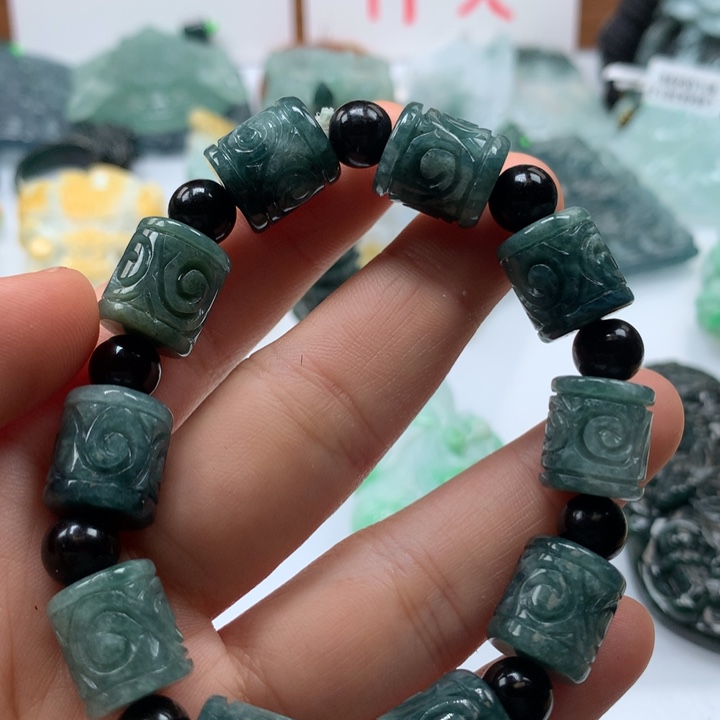 翡翠颈饰未镶嵌保真天然A货翡翠