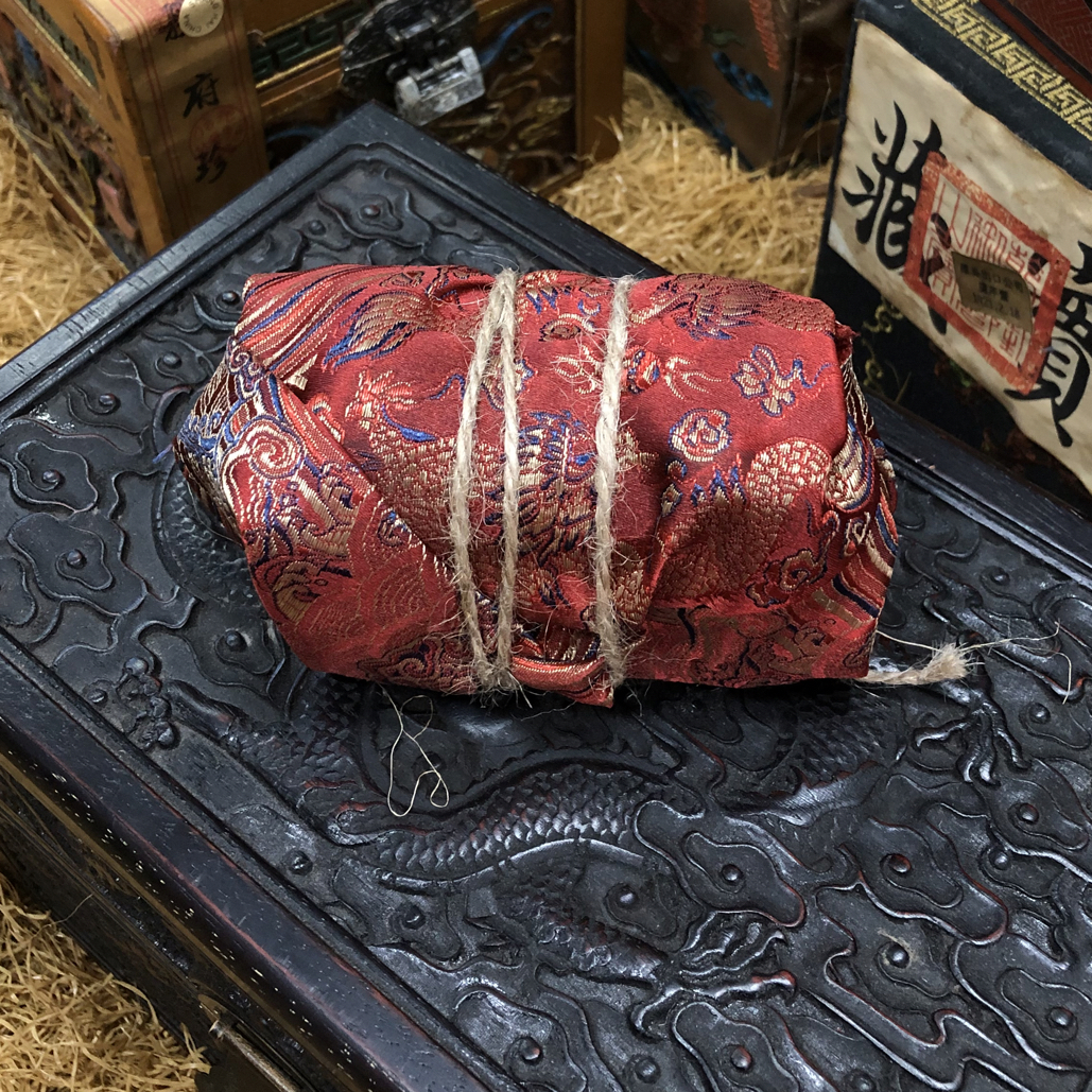 【闪购商品】布包小红盒五黄圆摆件（不含大黑箱/布）